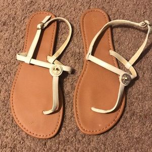 T-strap sandal